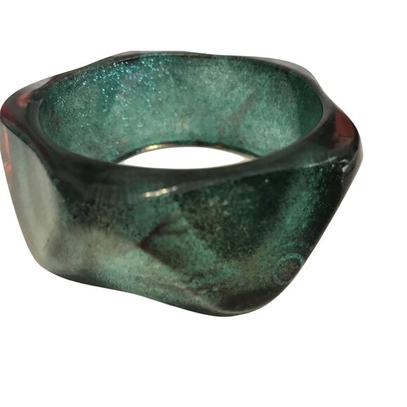Peacock Lucite Statement Bangle Bracelet Swirled Glitter Green Red Geometric MCM - Picture 2 of 11